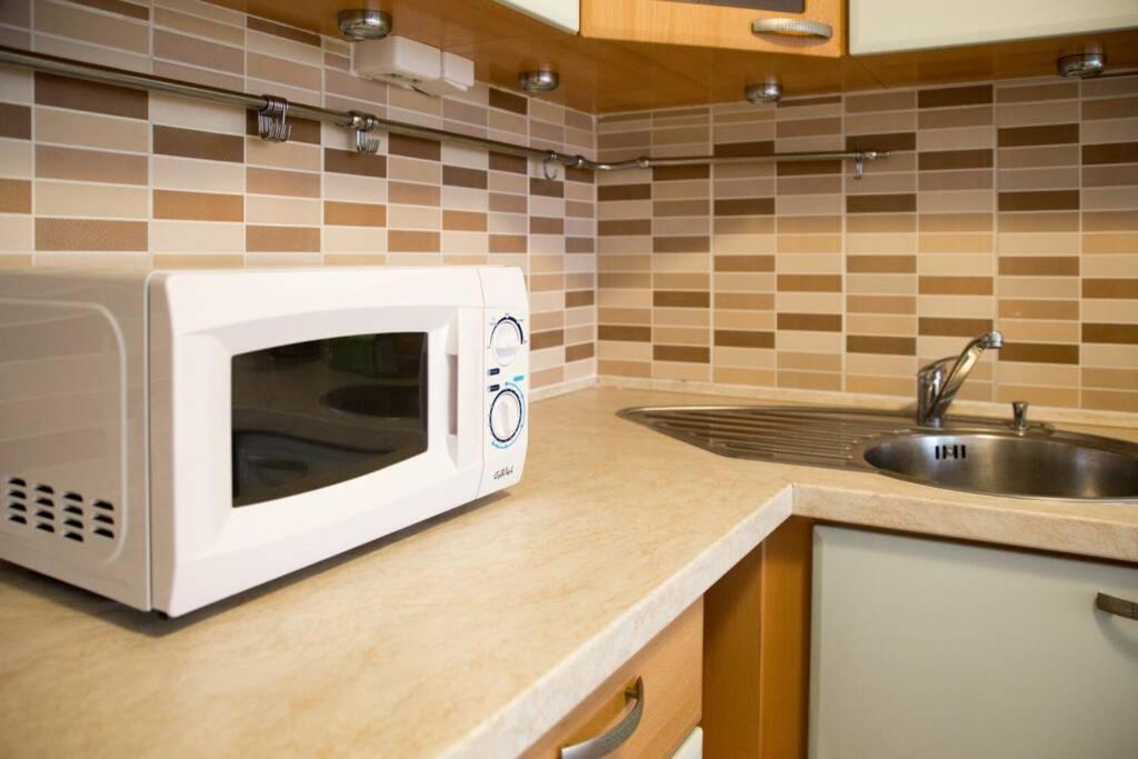 Modern - Airport 8mins Apartment Prague